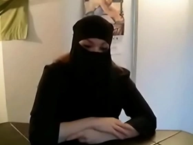 Young Arab woman Djamila's first sexual encounter