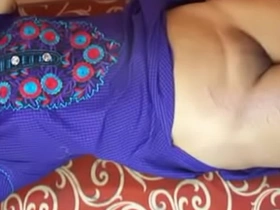 Tamil housewife exposes herself to tattooed husband for recording