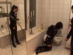 Crossdresser man dominated by female authority