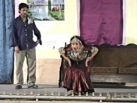 Hot and nude Pakistani performer's seductive dance