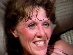 Gangbang of a mature woman with unusual characteristics who enjoys intense sexual activity