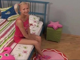 Amateur teen gives a blowjob and gets fucked hard